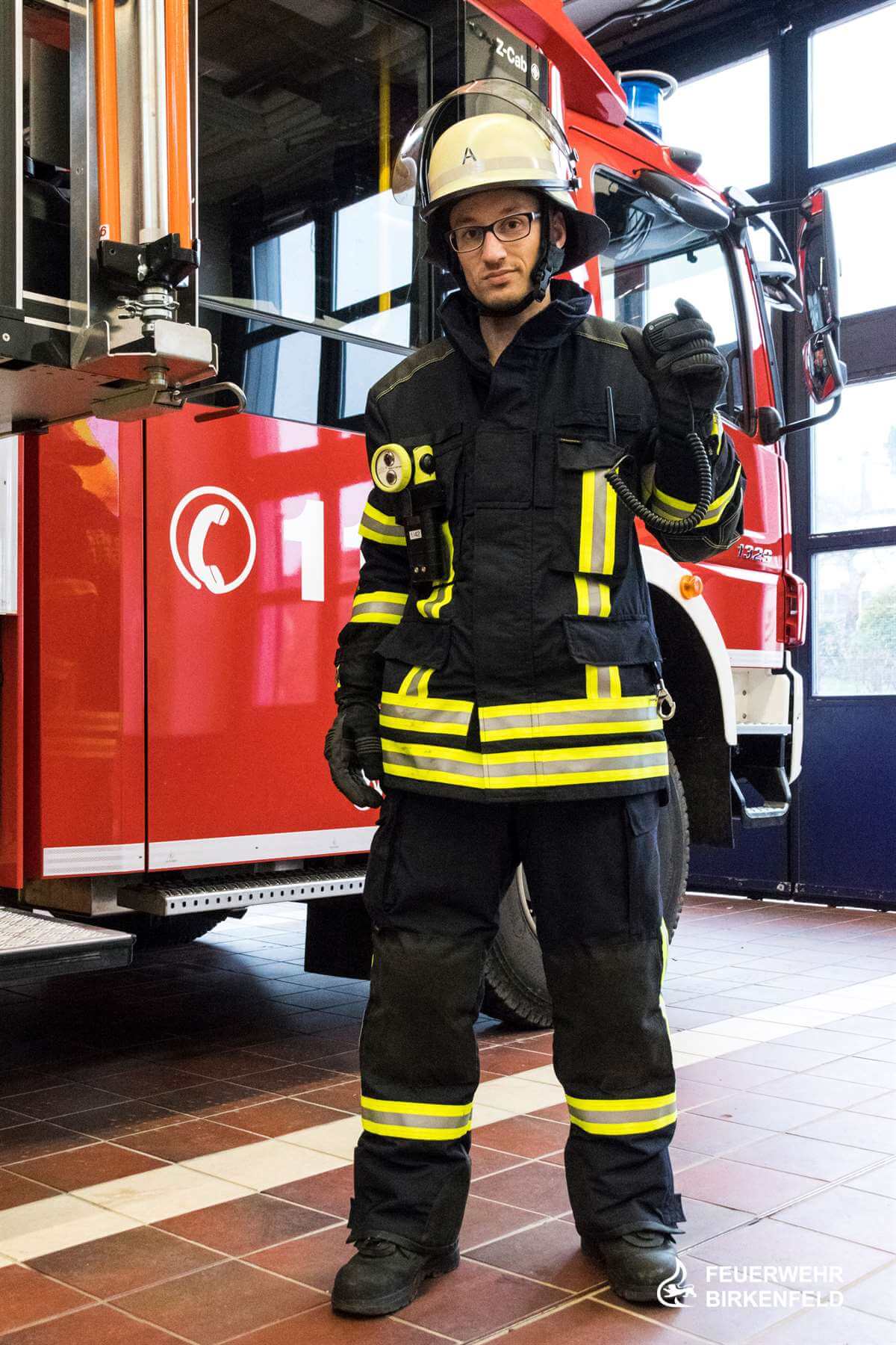 Feuerwehrmann in Brandschutzkleidung